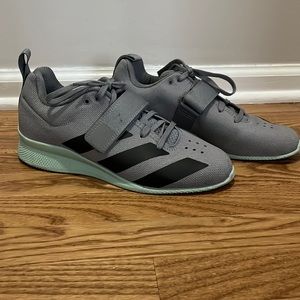 Adidas mens 8 - Euro 41.5 adidapower weight lifting shoes